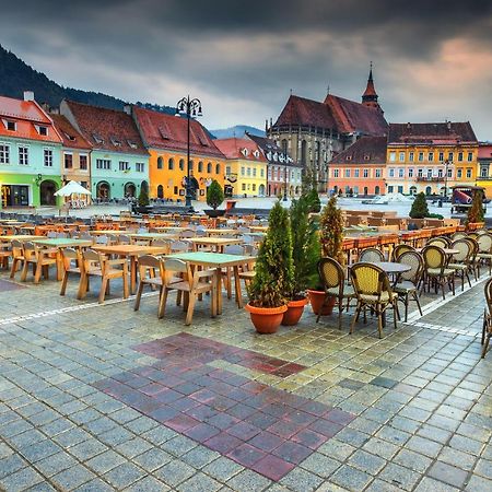 Rossmarkt Haus Hotel Брашов Екстериор снимка